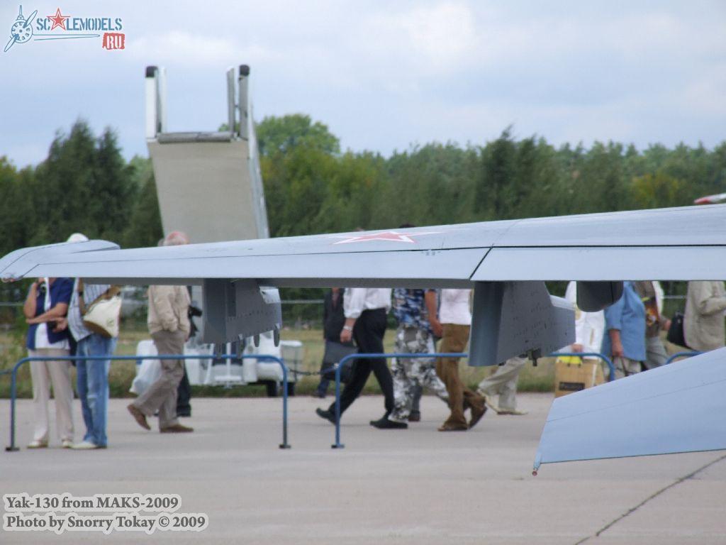 w_yak130_maks2009_15.jpg