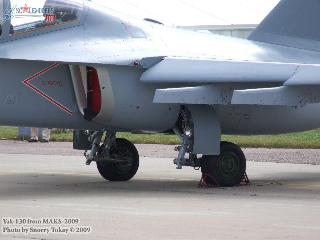 w_yak130_maks2009_25.jpg