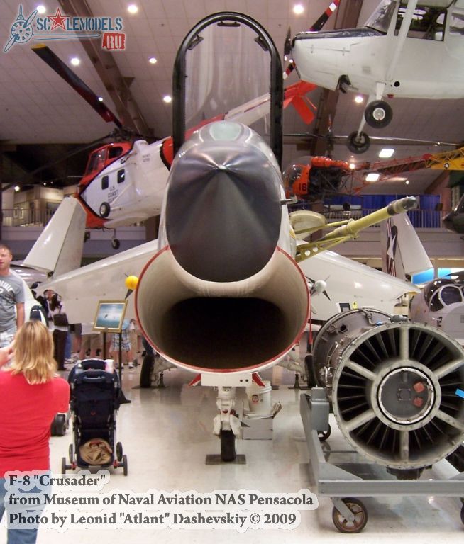 w_f8crusader_pensacola_12.jpg