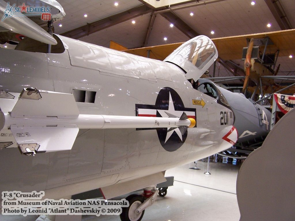 w_f8crusader_pensacola_19.jpg