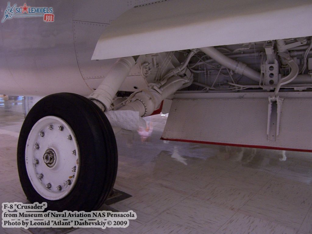 w_f8crusader_pensacola_20.jpg