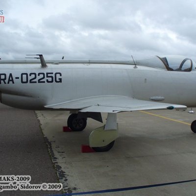 Як-30/32 (МАКС-2009)