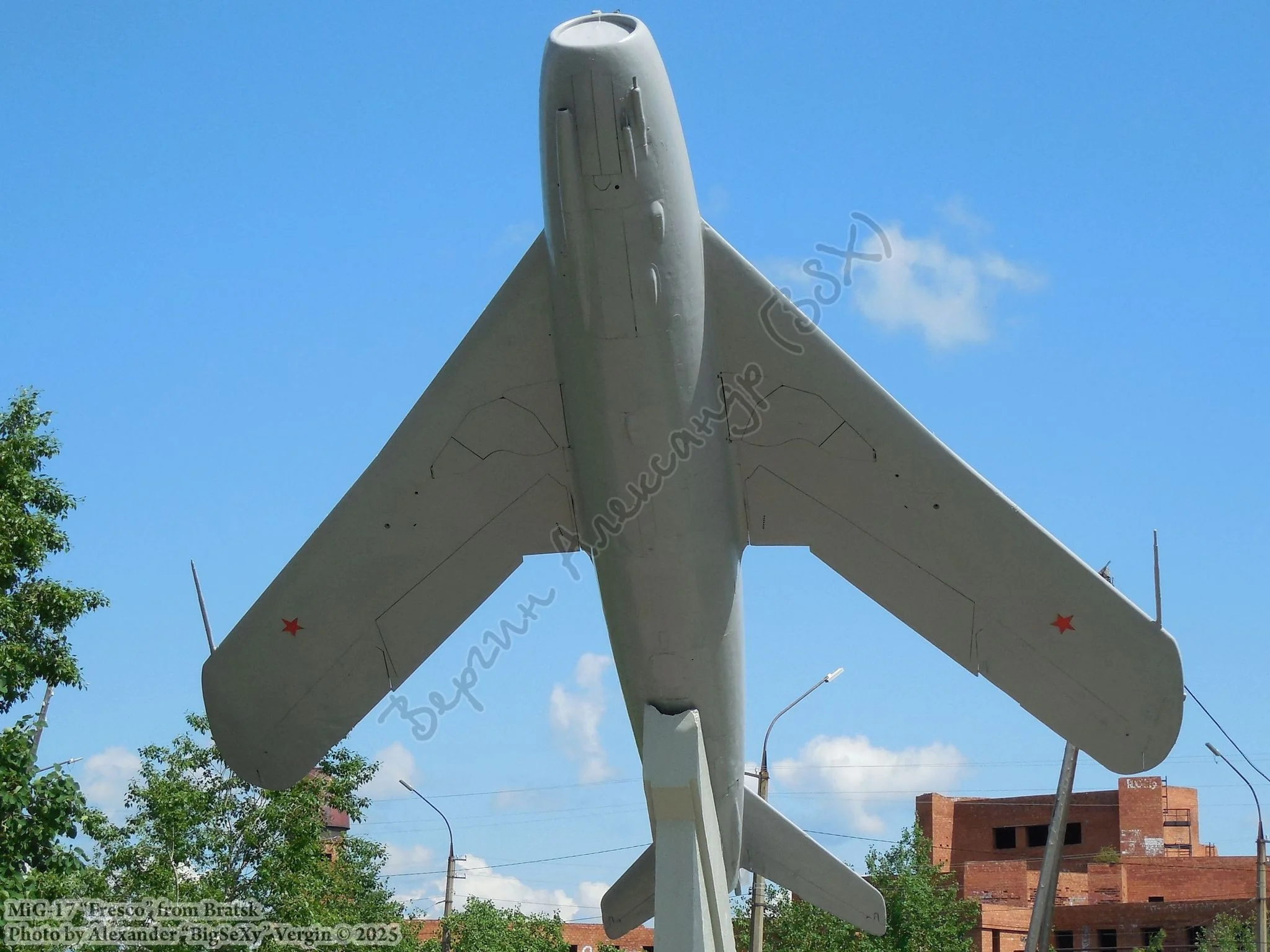 MiG-17_011.JPG