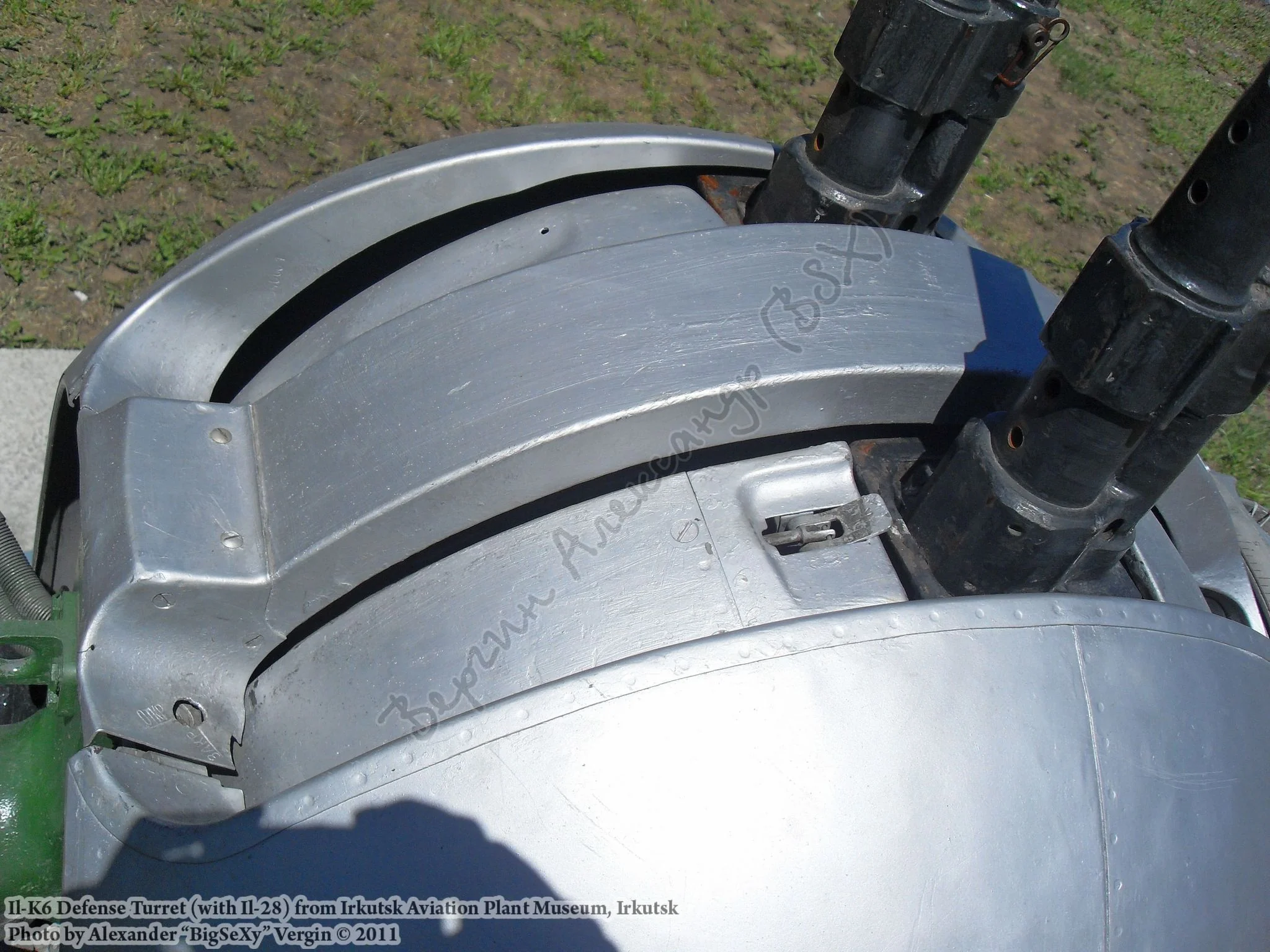 Defense turret Il-K6 (with Il-28)_Irkutsk_016.JPG
