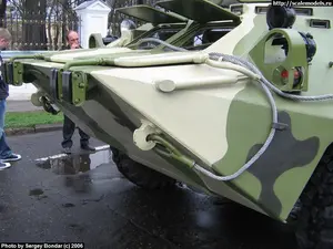 w_btr80_09.jpg