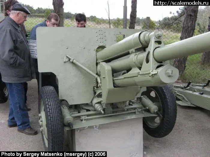 Пушка ЗиС-3 76 мм (Новороссийск)