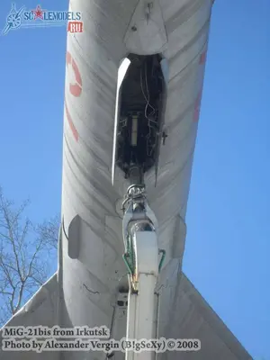 w_mig21bis_irkutsk_72.jpg