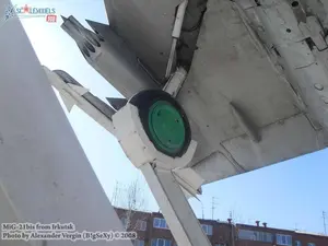 w_mig21bis_irkutsk_88.jpg