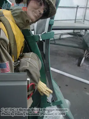 w_c47skytrain_lebourget_114.jpg