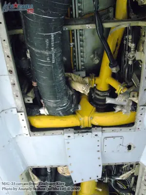 w_mig25_zhulyany_38.jpg