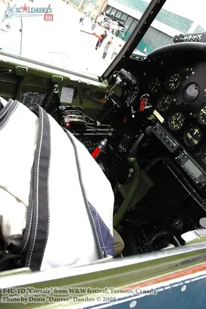 w_f4u_1d_toronto_18.jpg