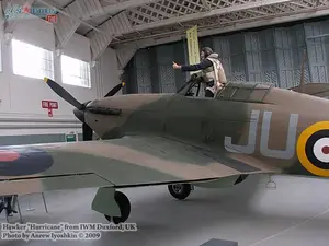 w_hurricane_duxford_20.jpg