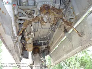 w_mig27_saratov_50.jpg