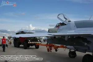 w_mig29smt_maks2009_31.jpg