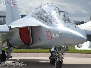 w_yak130_maks2009_37.jpg