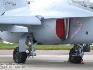 w_yak130_maks2009_42.jpg