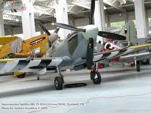 w_spitfireIXmh434_duxford_11.jpg