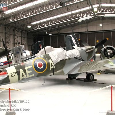 Spitfire Mk.V EP120 (IWM Duxford, UK)