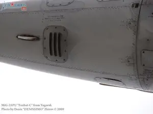 w_mig25pu_yugorsk_4.jpg