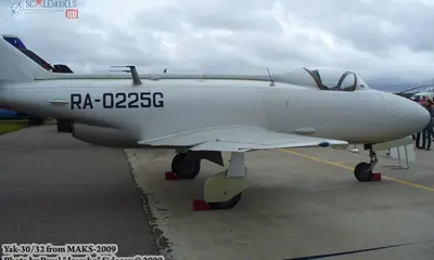 Як-30/32 (МАКС-2009)