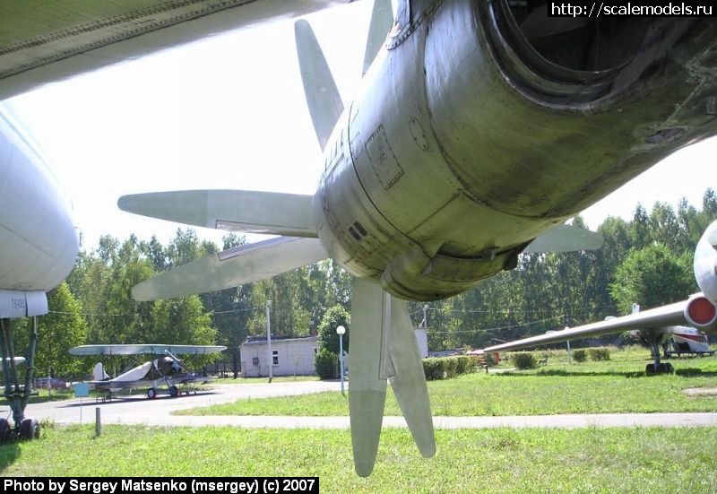 w_tu114_24.jpg