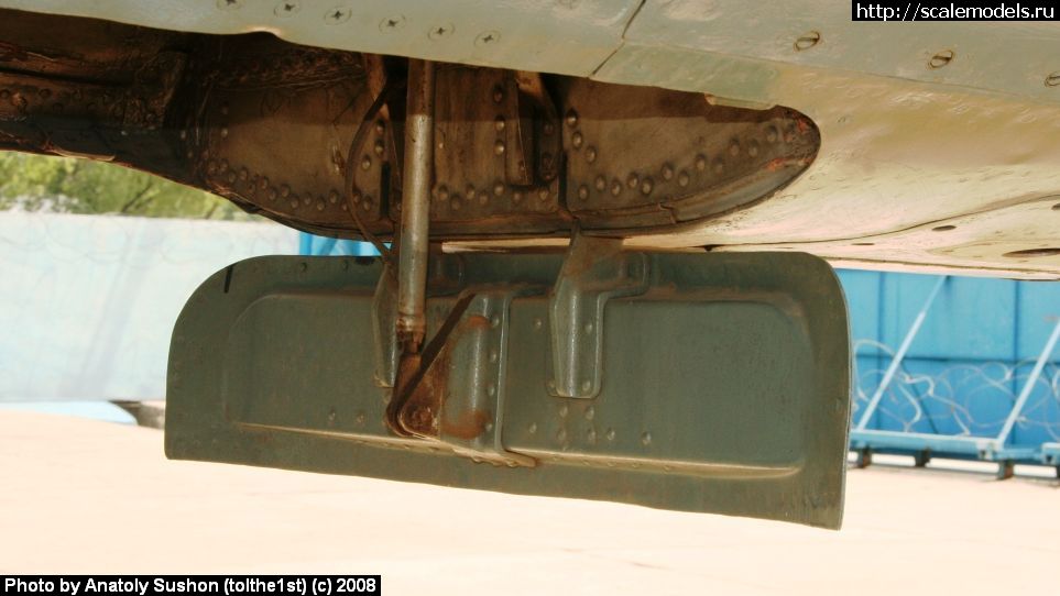 w_mig25rbt_i_23.jpg