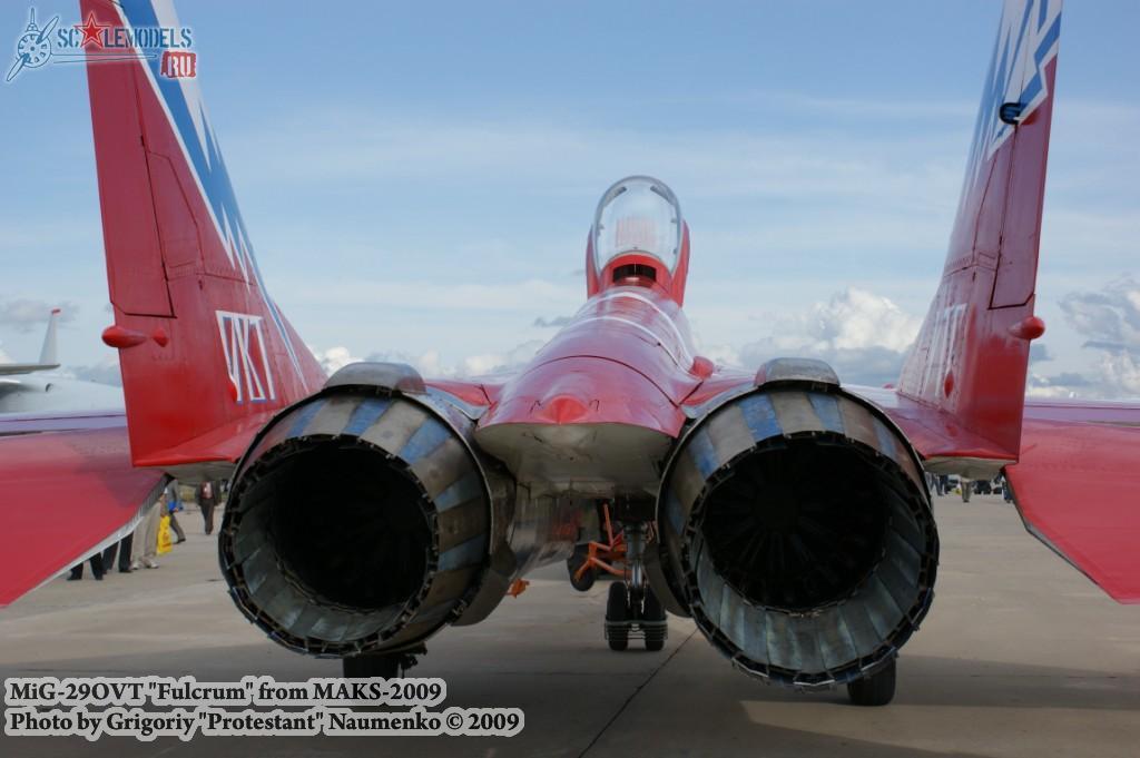 w_mig29ovt_maks2009_14.jpg
